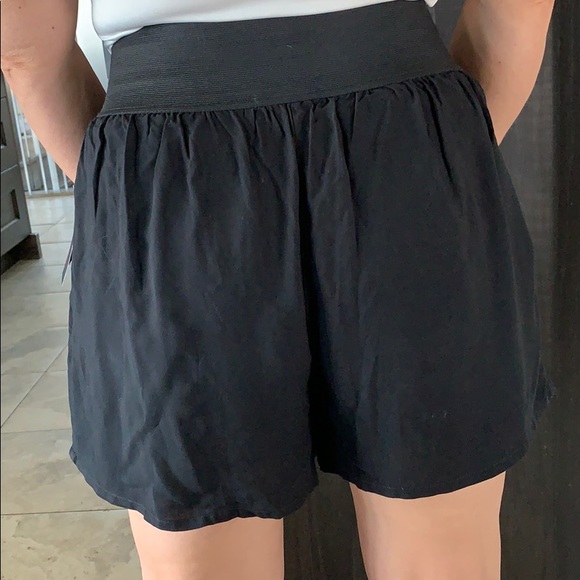 Material Girl shorts - Picture 4 of 4